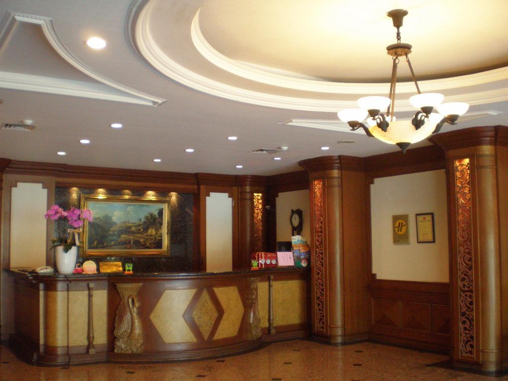 Emperor Hotel Kaohsiung Exterior foto